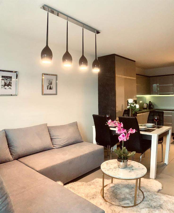 Downtown Apartments Family&Friends رشيشوف المظهر الخارجي الصورة