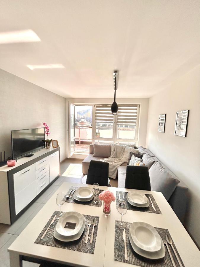 Downtown Apartments Family&Friends رشيشوف المظهر الخارجي الصورة