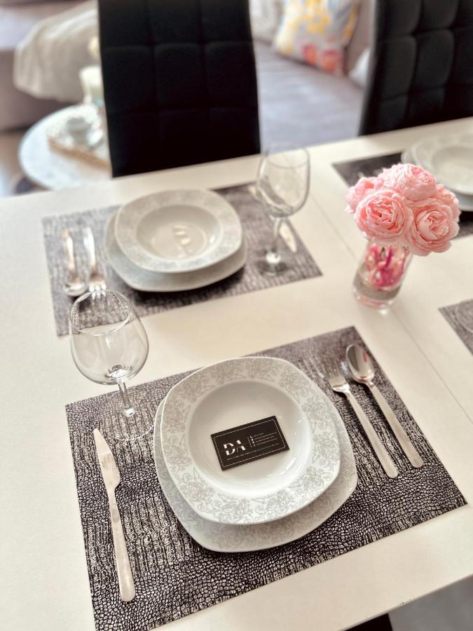 Downtown Apartments Family&Friends رشيشوف المظهر الخارجي الصورة