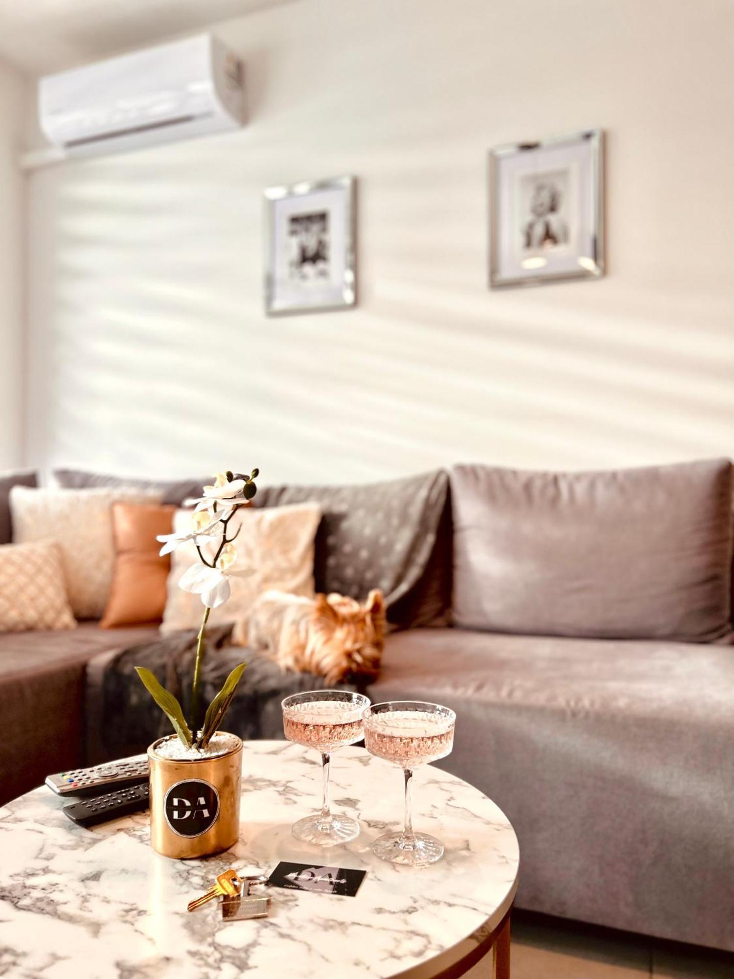 Downtown Apartments Family&Friends رشيشوف المظهر الخارجي الصورة