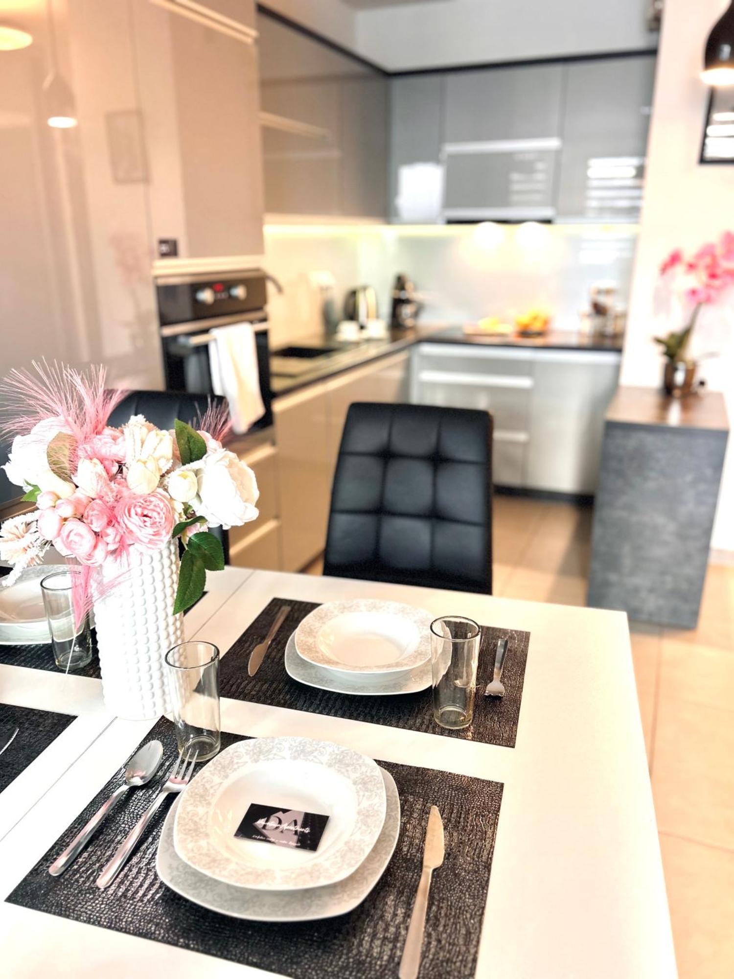 Downtown Apartments Family&Friends رشيشوف المظهر الخارجي الصورة