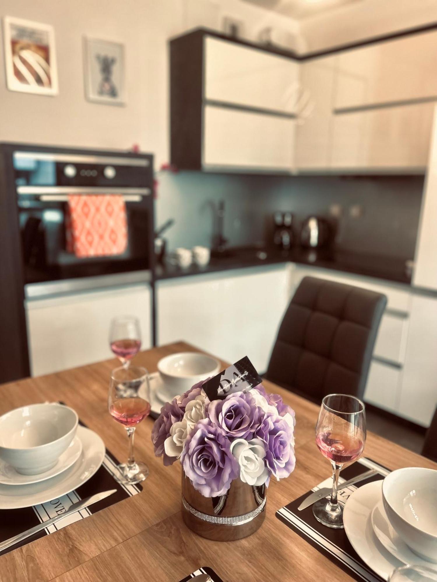 Downtown Apartments Family&Friends رشيشوف المظهر الخارجي الصورة